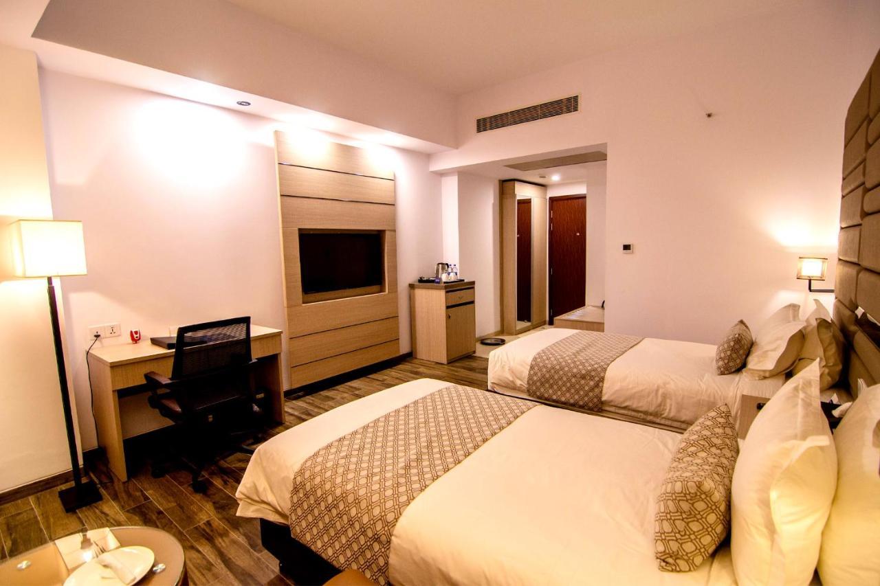 Best Western Sks Chattogram Chittagong Dış mekan fotoğraf