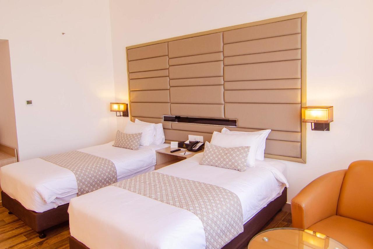 Best Western Sks Chattogram Chittagong Dış mekan fotoğraf